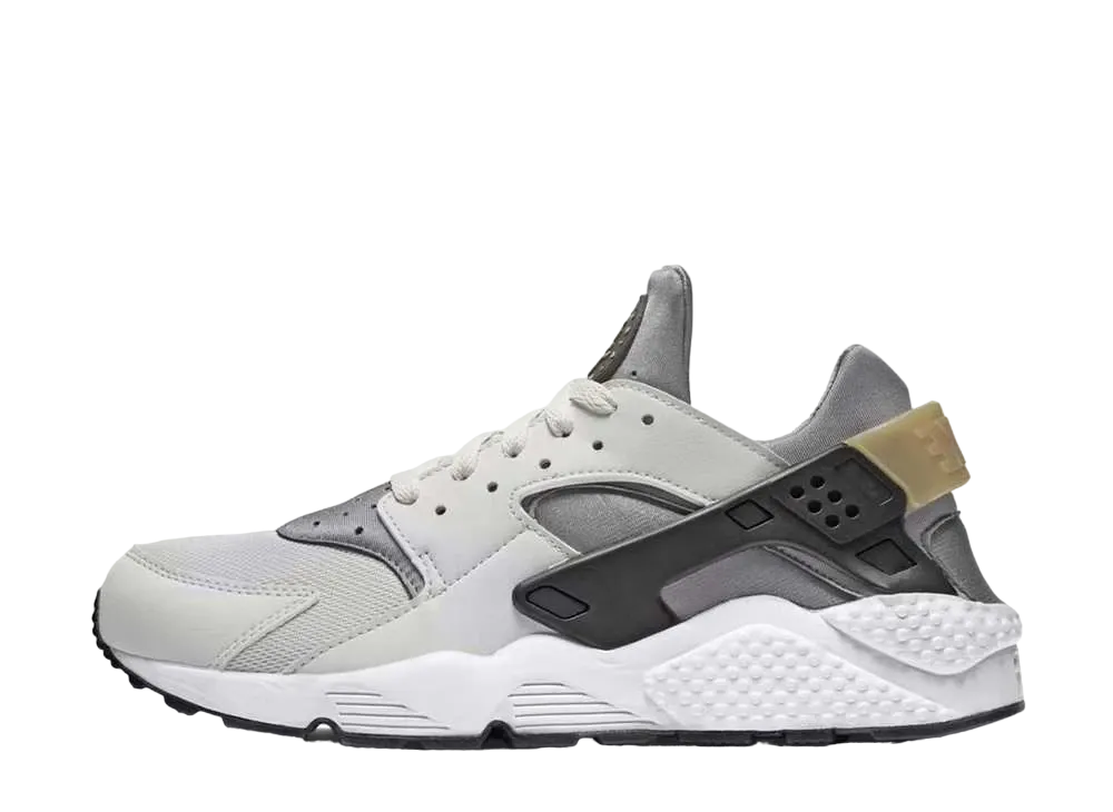 ナイキ エアハラチ "ライト アッシュ クール グレー"