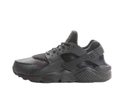 ナイキ ウィメンズ エア ハラチ ラン "トリプル ブラック"