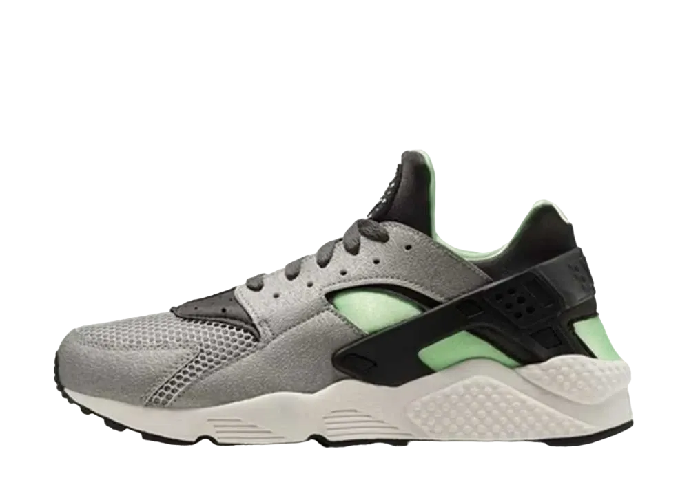 ナイキ エア ハラチ "マイン グレー/フォグ"