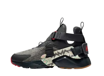 ナイキ ウィメンズ エアハラチ シティ ユーティリティ "N7"