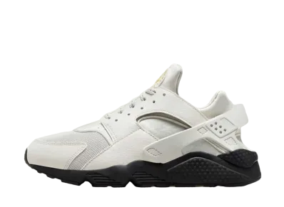 ナイキ エア ハラチ "セイル/リフレクティブ メッシュ"