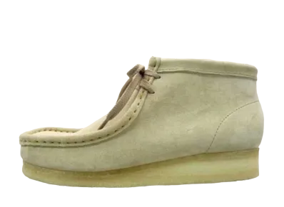 クラークス ワラビー ブーツ "サンド スウェード"