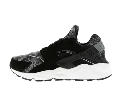 ナイキ エア ハラチ "ブラック/スノー カモ"