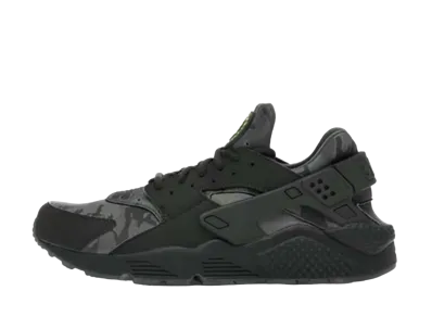 ナイキ エア ハラチ ラン "カモ グリーン"