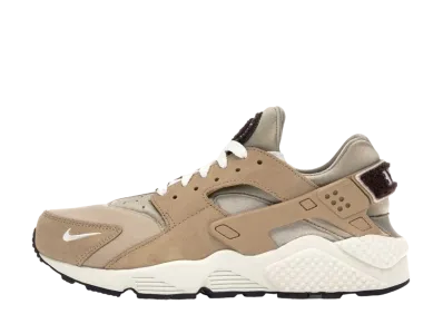 ナイキ エア ハラチ ラン "デザート/セイル"