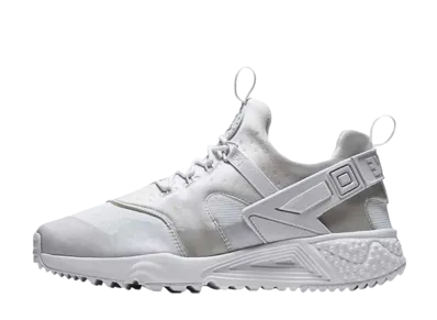 ナイキ エア ハラチ ユーティリティ "ホワイト"