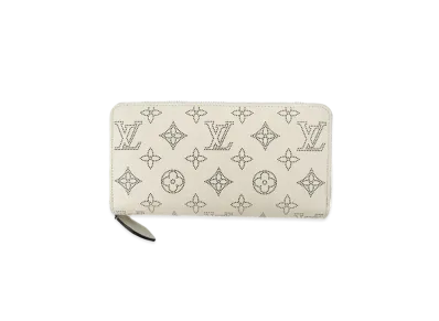 Louis Vuitton Zippy Wallet Monogram Mahina "Ivoire"