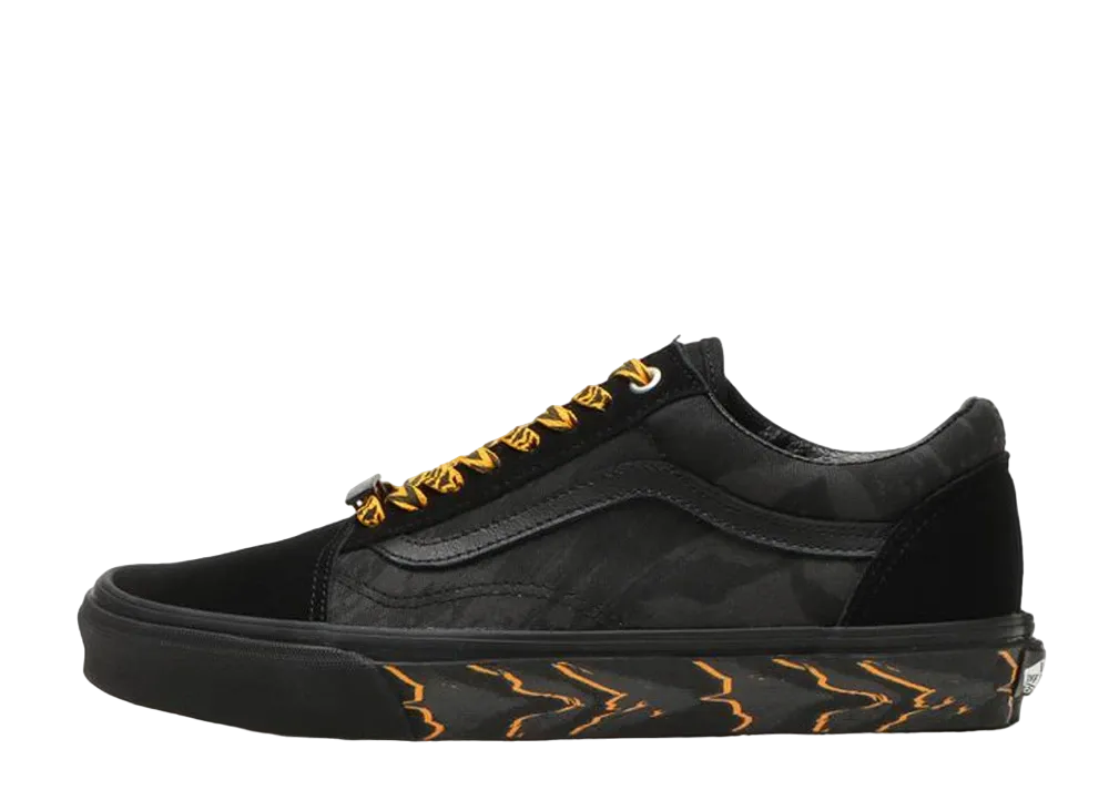 フア ツナン × バンズ オールドスクール エコー DX イヤー オブ ザ タイガー "ブラック"