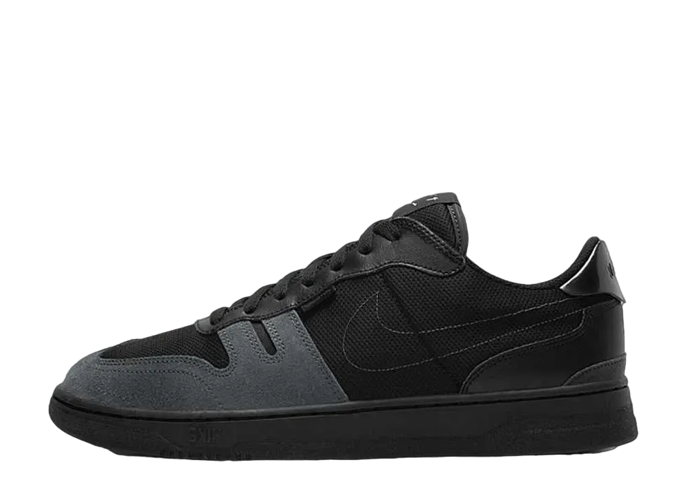 ナイキ スカッシュ タイプ "ブラック アンスラサイト"