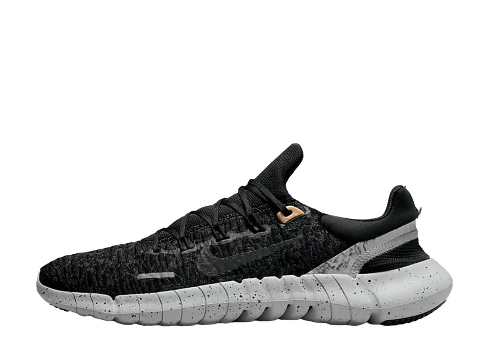 ナイキ フリー ラン 5.0 "ブラック/ブラック"