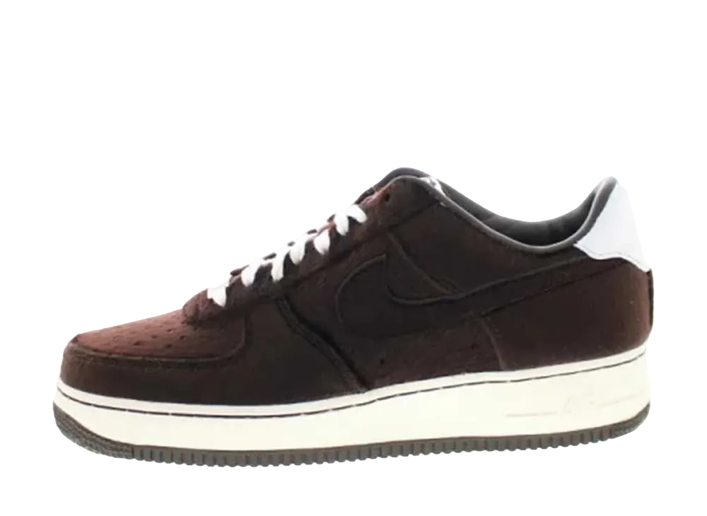 ナイキ エアフォース1 プレミアム "ベアブリック/ブラウン"