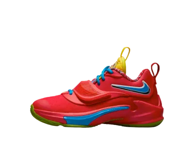 UNO × Nike GS Zoom Freak 3 "University Red"