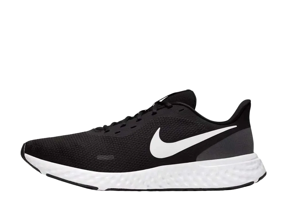 Nike Revolution 5 "Black/White"