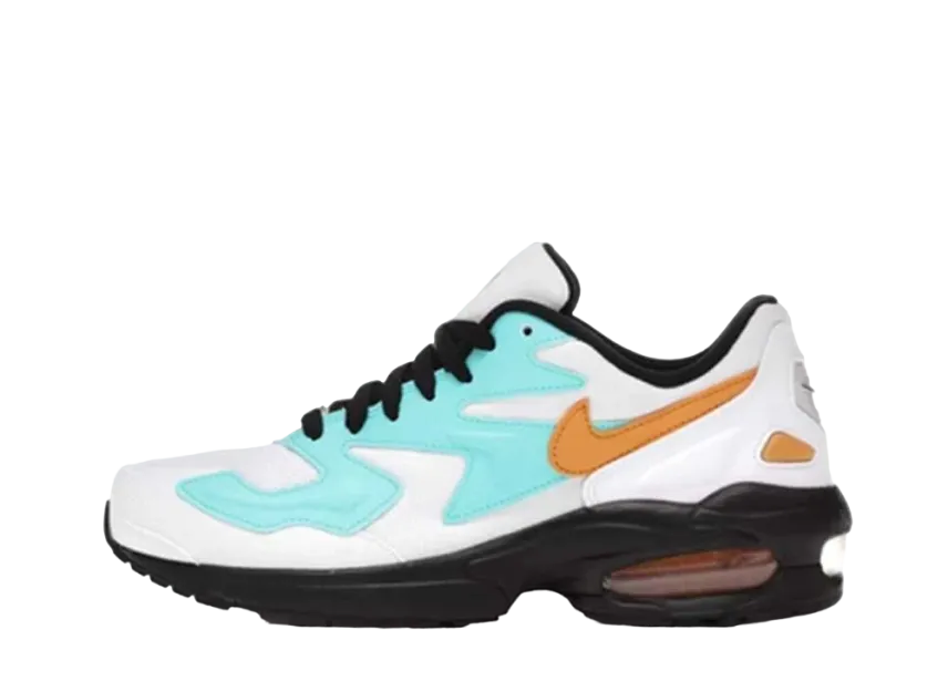 ナイキ ウィメンズ エアマックス2 ライト "ホワイト/ライトブルー"