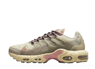 Nike Air Max Terrascape Plus "Pearl White and Dark Beetroot"