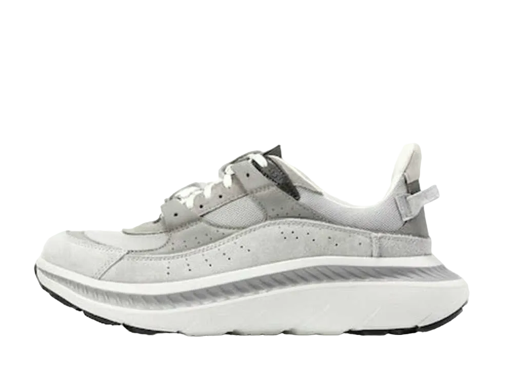 アグ M CA805 V2 "グレー"