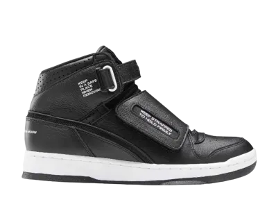 Mountain Research × Reebok Alien Stomper "Black"