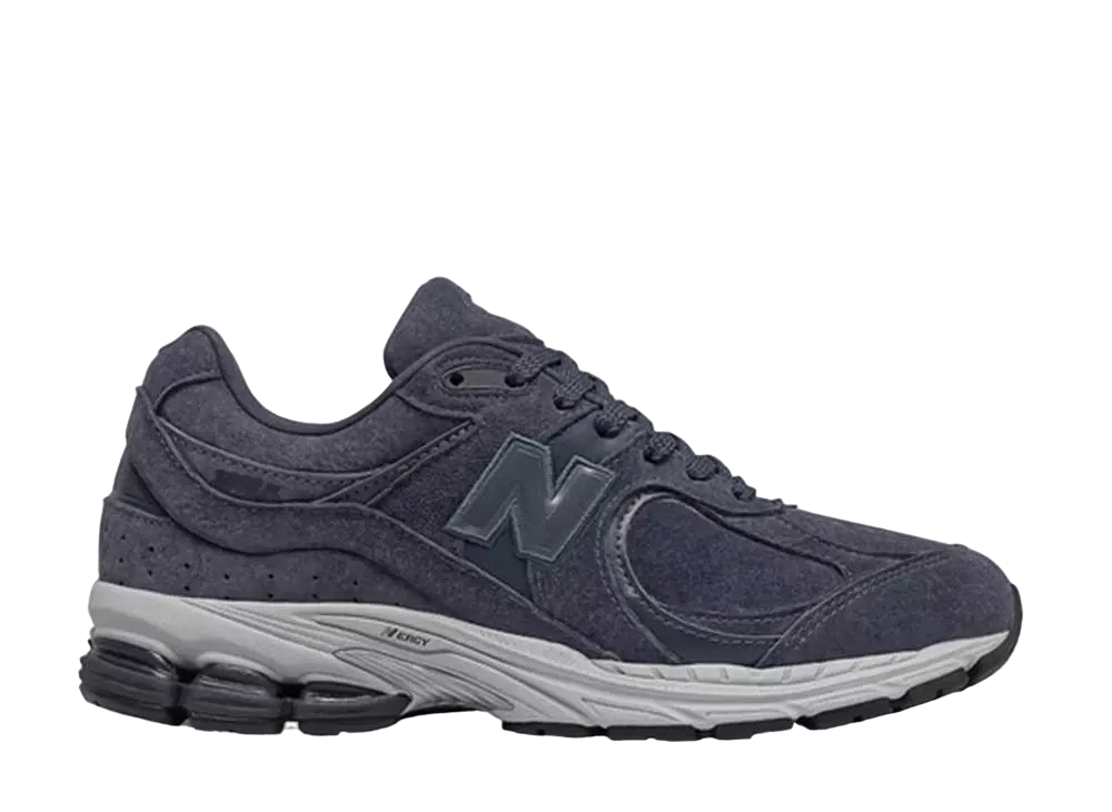 ニューバランス 2002R "ネイビー シルバー メタリック"