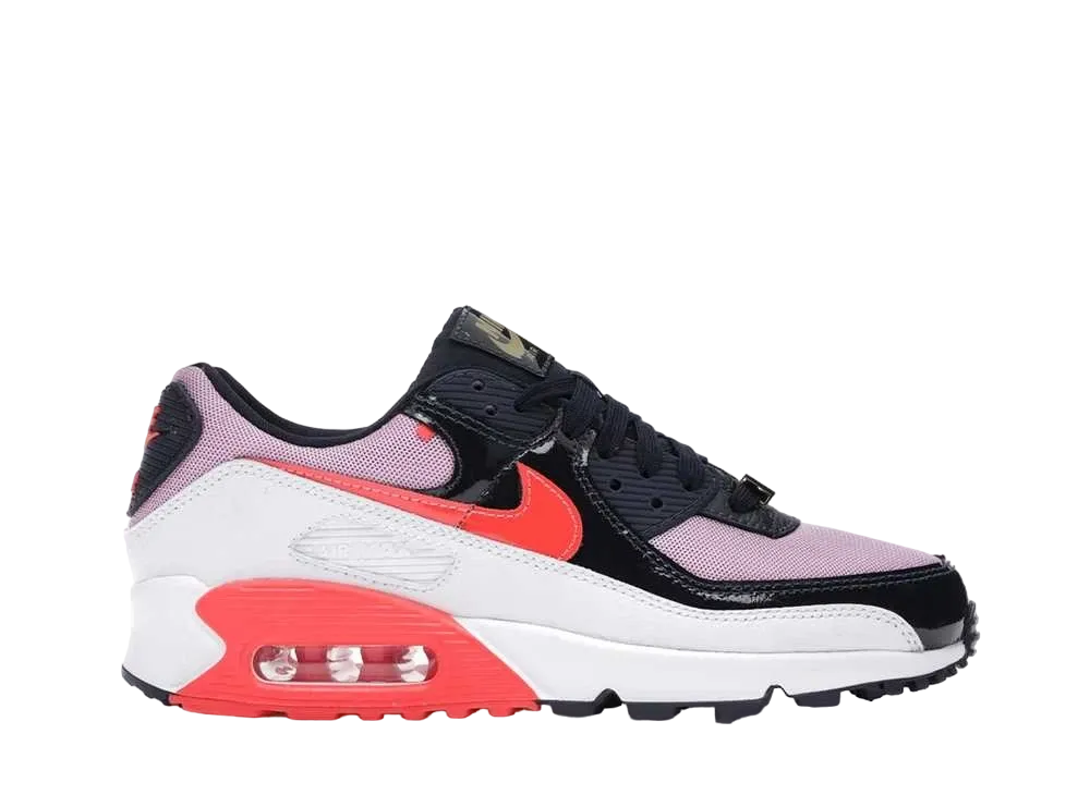 ナイキ ウィメンズ エアマックス90 "キューバンリンク/オブシディアンピンク"