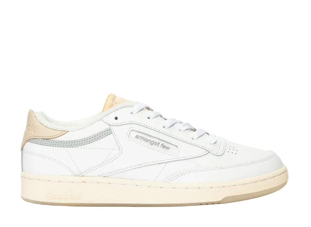 アマンスト フュー × リーボック クラブC "マジック カーペット"