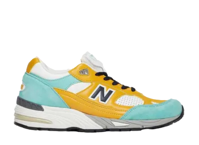 Sneakersnstuff (SNS) × New Balance 991 "Secret"