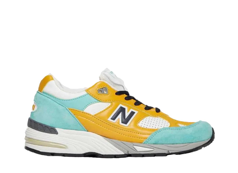 Sneakersnstuff (SNS) × New Balance Women's 991 "Secret"