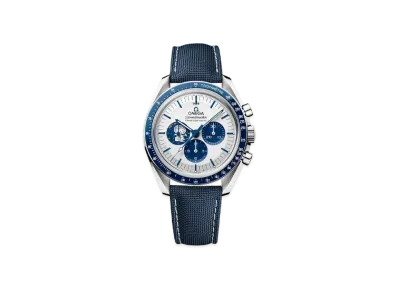 Omega Speed Master Co-Axial Master Chronometer Chronograph Silver Snoopy Award 42MM