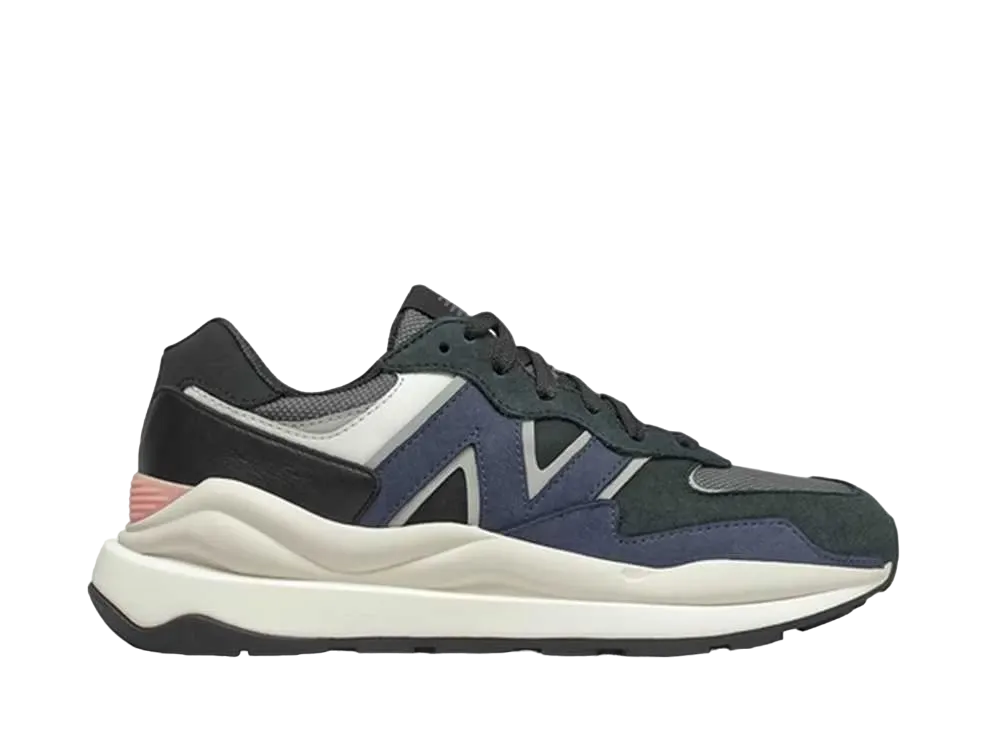 New Balance 57/40 Women's "Black Navy"