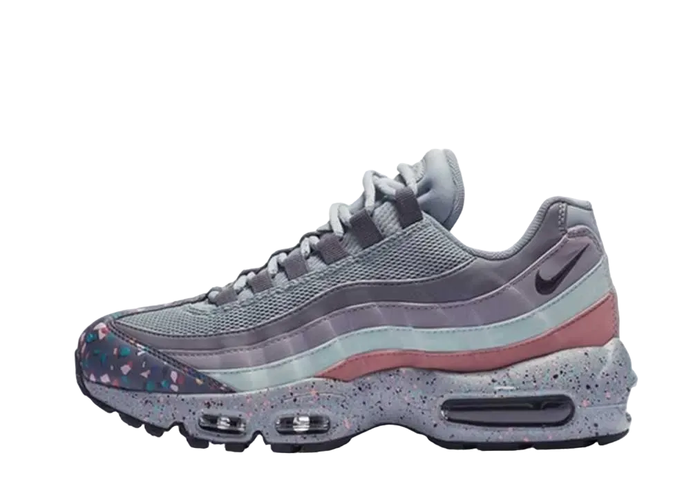 Nike Women's Air Max 95 SE "Light Pumice/Anthracite-Gunsmoke"