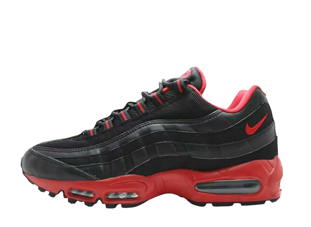 ナイキ エアマックス95 "ブラック/バーシティレッド"