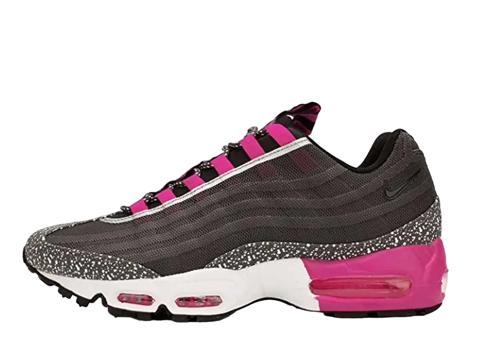 ナイキ エアマックス95 テープ "ブラック/ピンクフォイル"