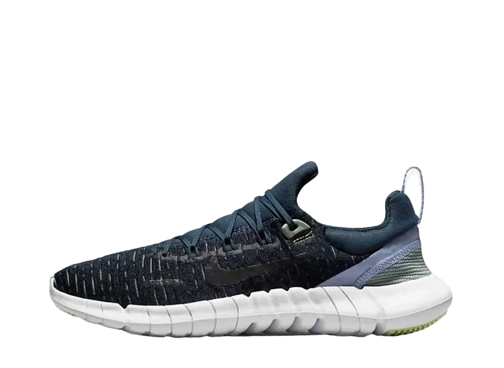 ナイキ ウィメンズ フリー ラン 5.0 "アーモリー ネイビー/ブラック"