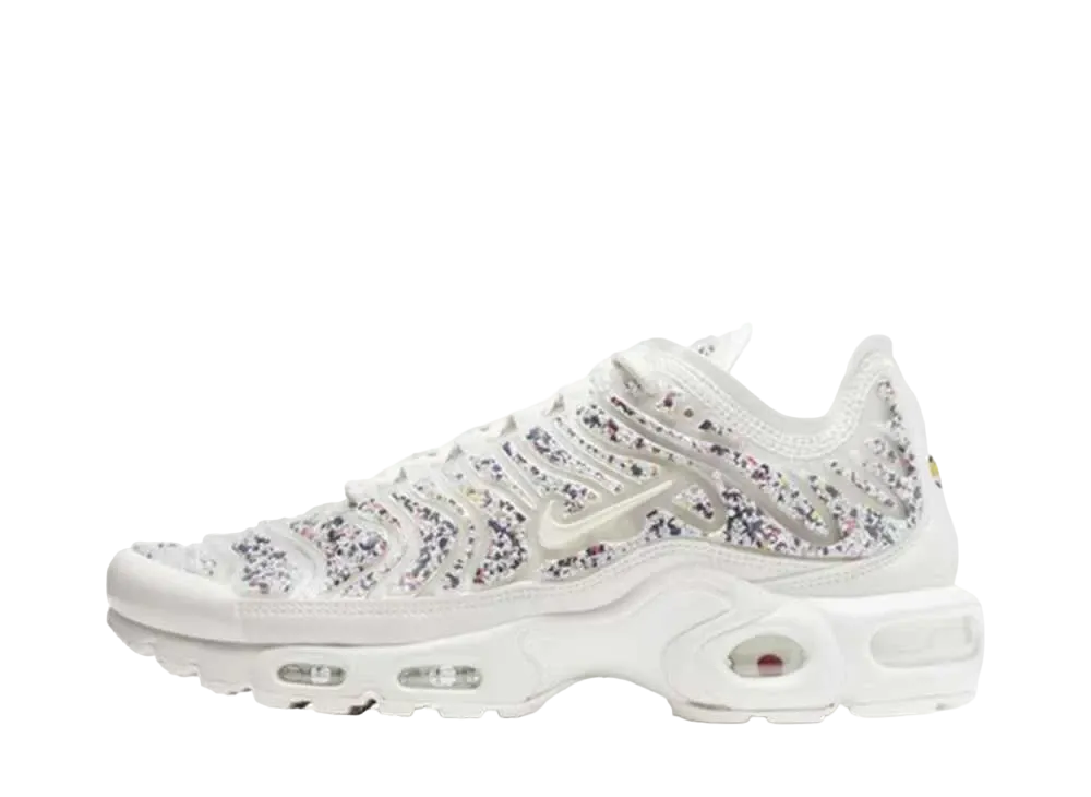 Nike Women's Air Max Plus "Phantom Silver"