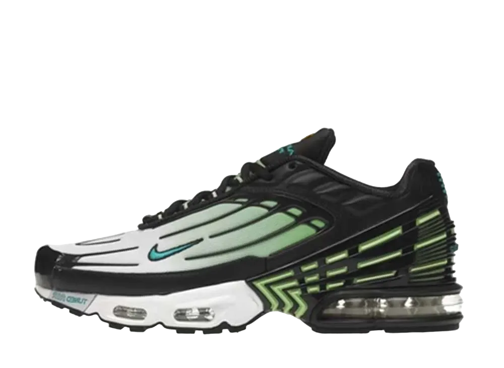 ナイキ エアマックス プラス3 "ゴースト グリーン"