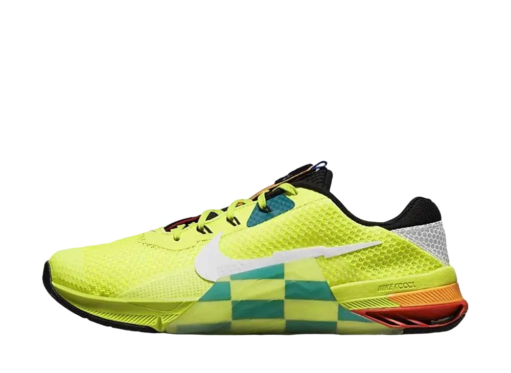 ナイキ メトコン 7 AMP "ボルト/ブラック/ブライト スプルース/ホワイト"