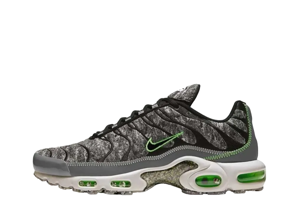 Nike Air Max Plus "Essential Crater Green"