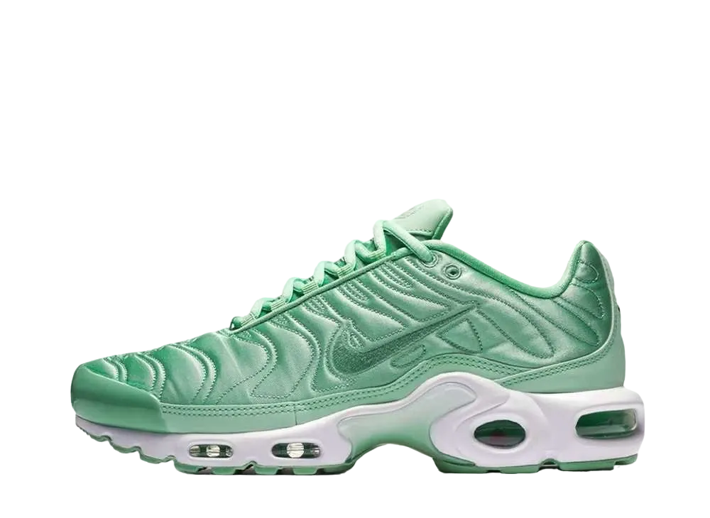 Nike Women's Air Max Plus "Enamel Green"