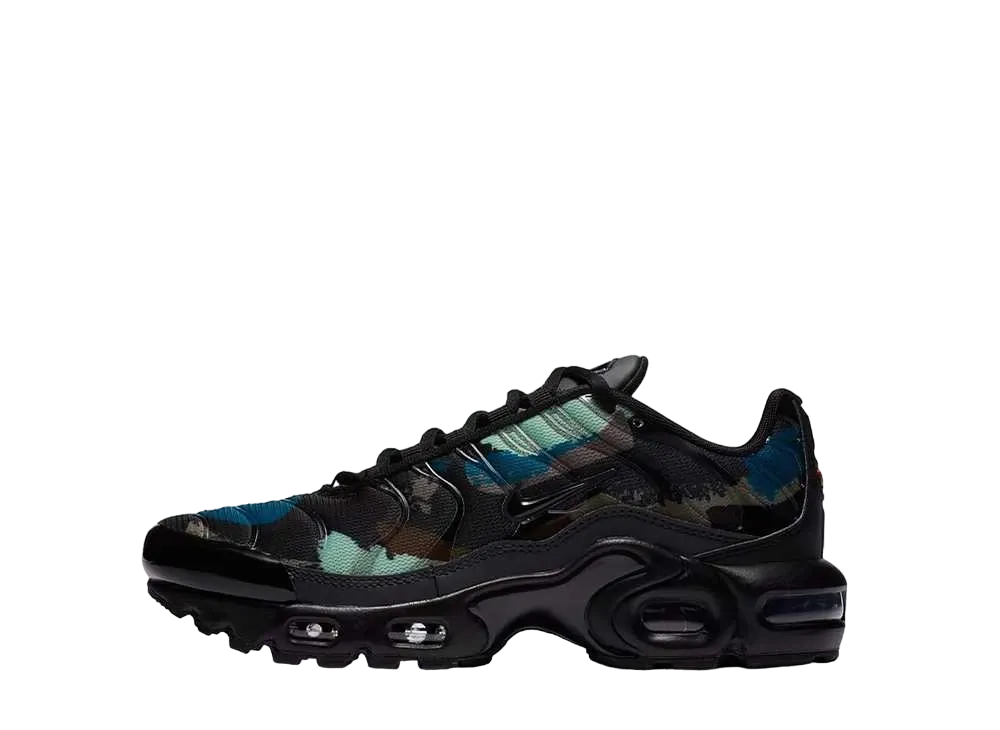 ナイキ GS エアマックス プラス "カモ ブラック グリーン"