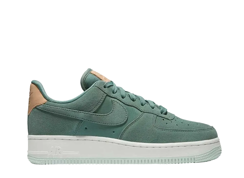 ナイキ ウィメンズ エアフォース1 ロー "ハスタ"