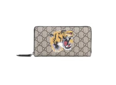 GUCCI Tiger Print GG Supreme Zip Round Wallet