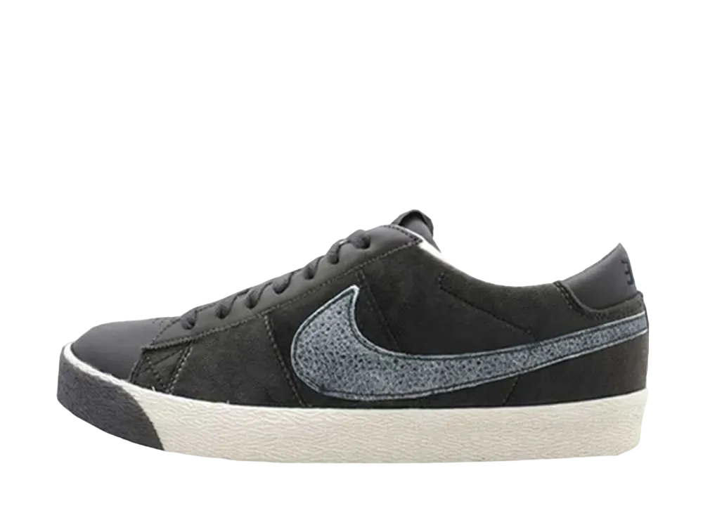 U2 × Nike SB Blazer Low "Baroque Brown/Black"