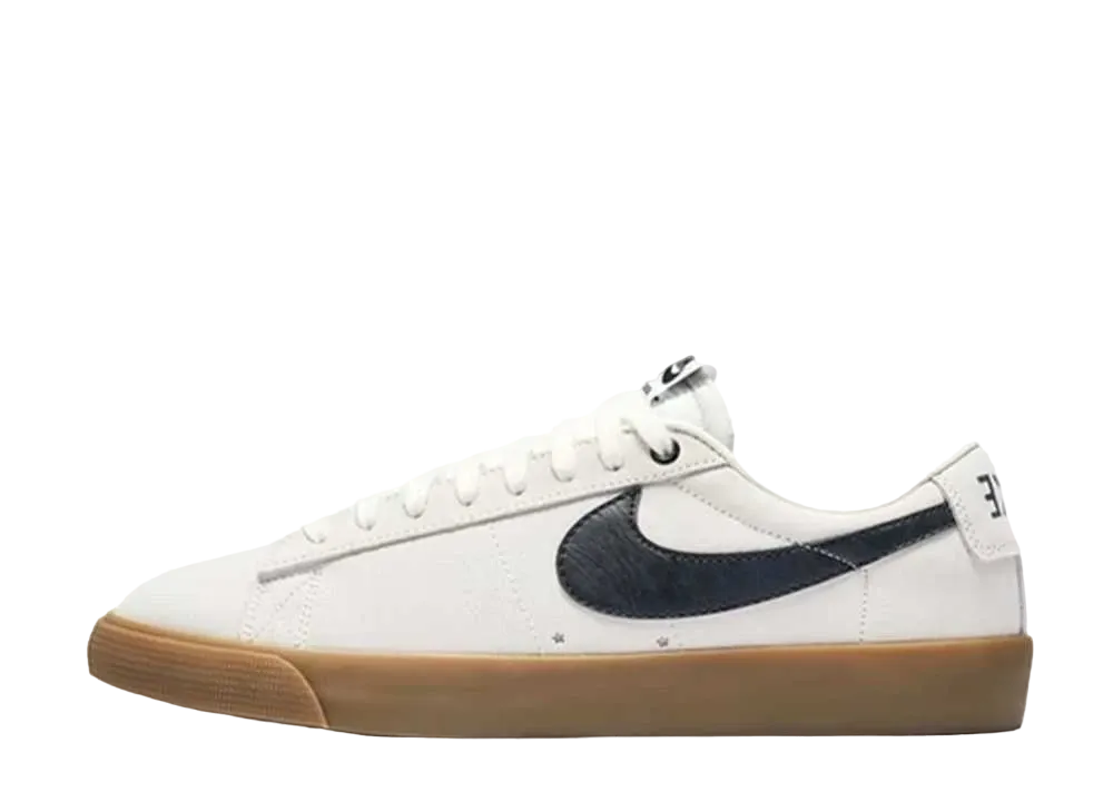 ナイキ SB ブレーザー ロー GT "アイボリー ブラック ガム"　