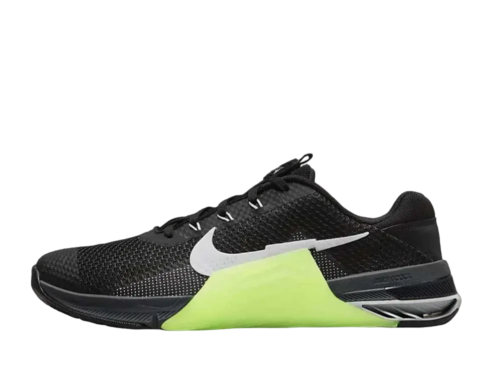 ナイキ メトコン 7 "ブラック/ボルト/アイアン グレー/ホワイト"