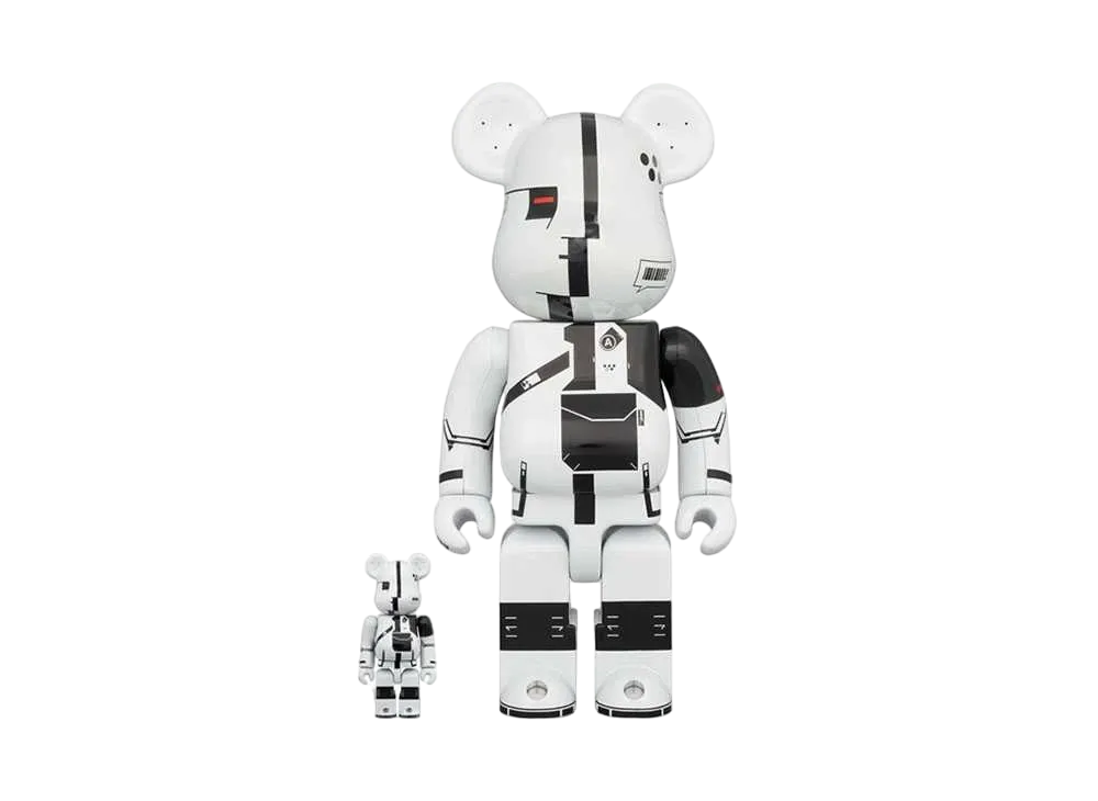 Bearbrick ΛCRONYM (R) WHITE CHROME 100% & 400%