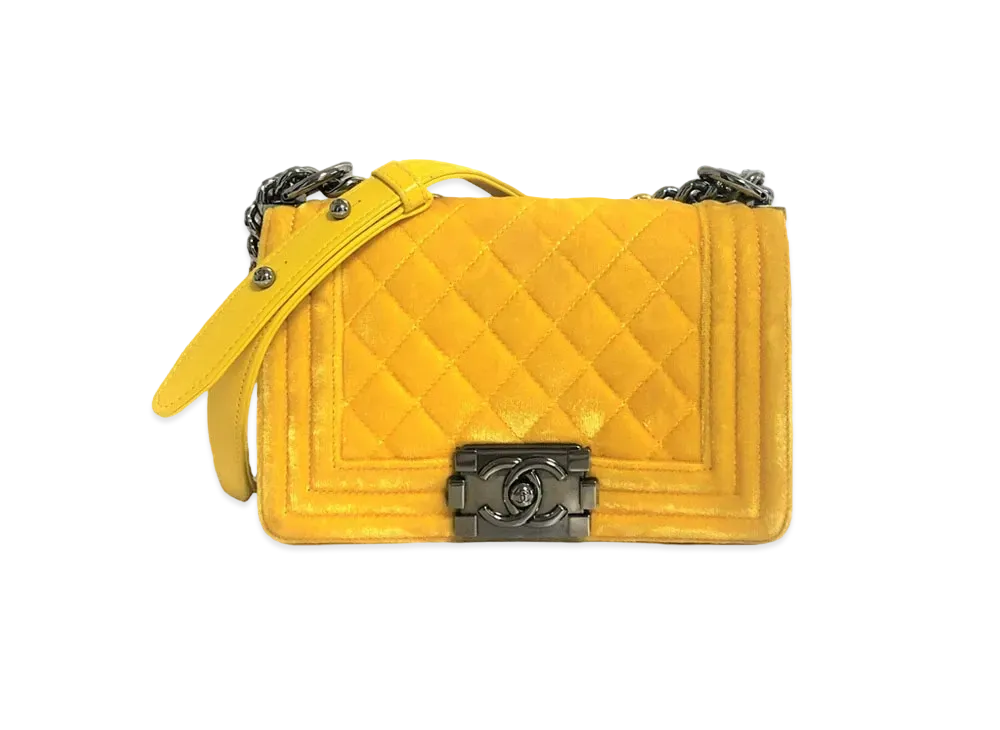 CHANEL Velvet Boy chanel "Yellow"
