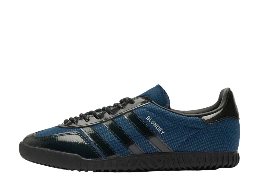 ブロンディ × アディダス ガゼル インドア "ミネラル ブルー/コアブラック"