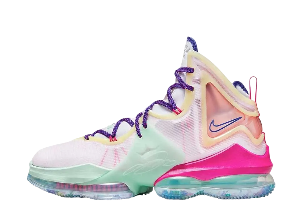 Nike Lebron 19 "Valentine's Day Love Letter"