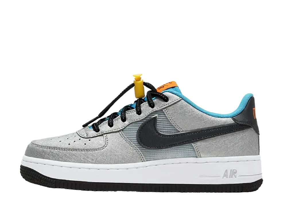 ナイキ GS エアフォース 1 ロー "スカイ ナイキ パック"