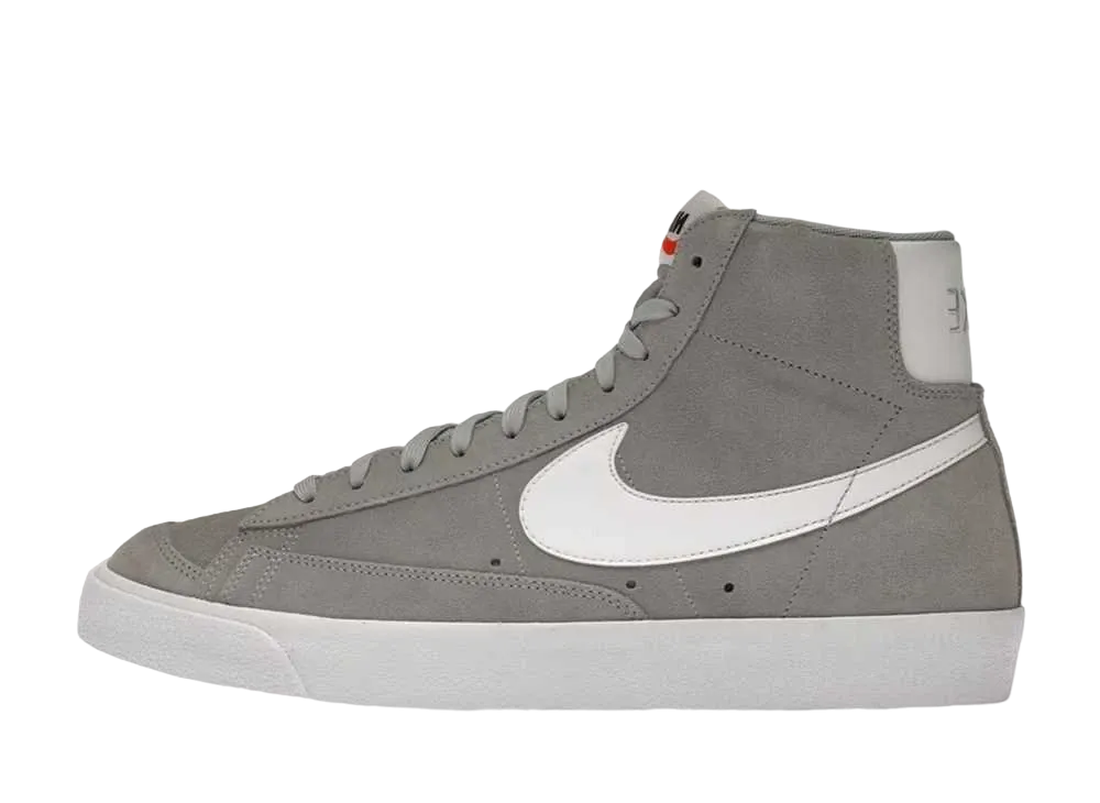 ナイキ ブレーザー ミッド 77 "ライト スモーク グレイ"