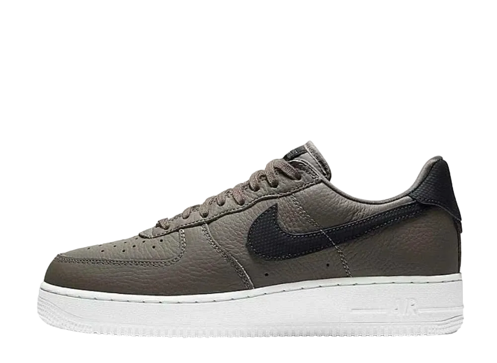 ナイキ エアフォース 1 クラフト "リッジロック"